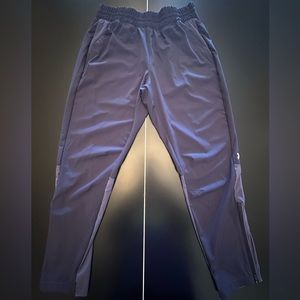 Under Armour Women's Squad 2.0 Warm Up Pants Navy Blue Size Medium